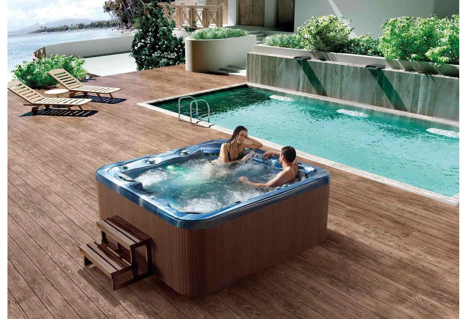 Nova Outdoor Hot Tub