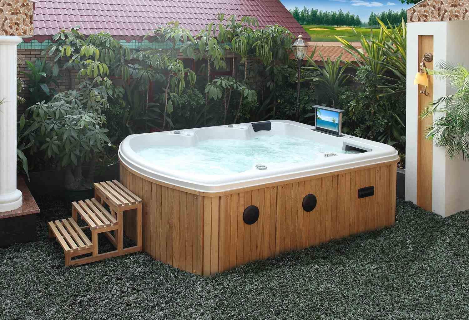 Nirvana Outdoor Hot Tub