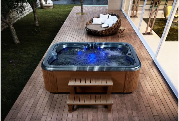 Azure Outdoor Hot Tub