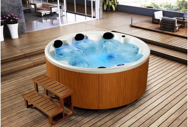 Eden Outdoor Hot Tub