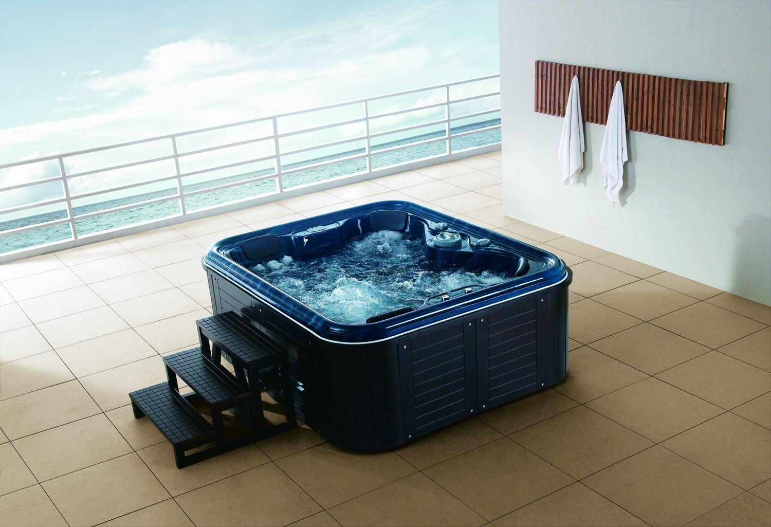 Dune Outdoor Hot Tub