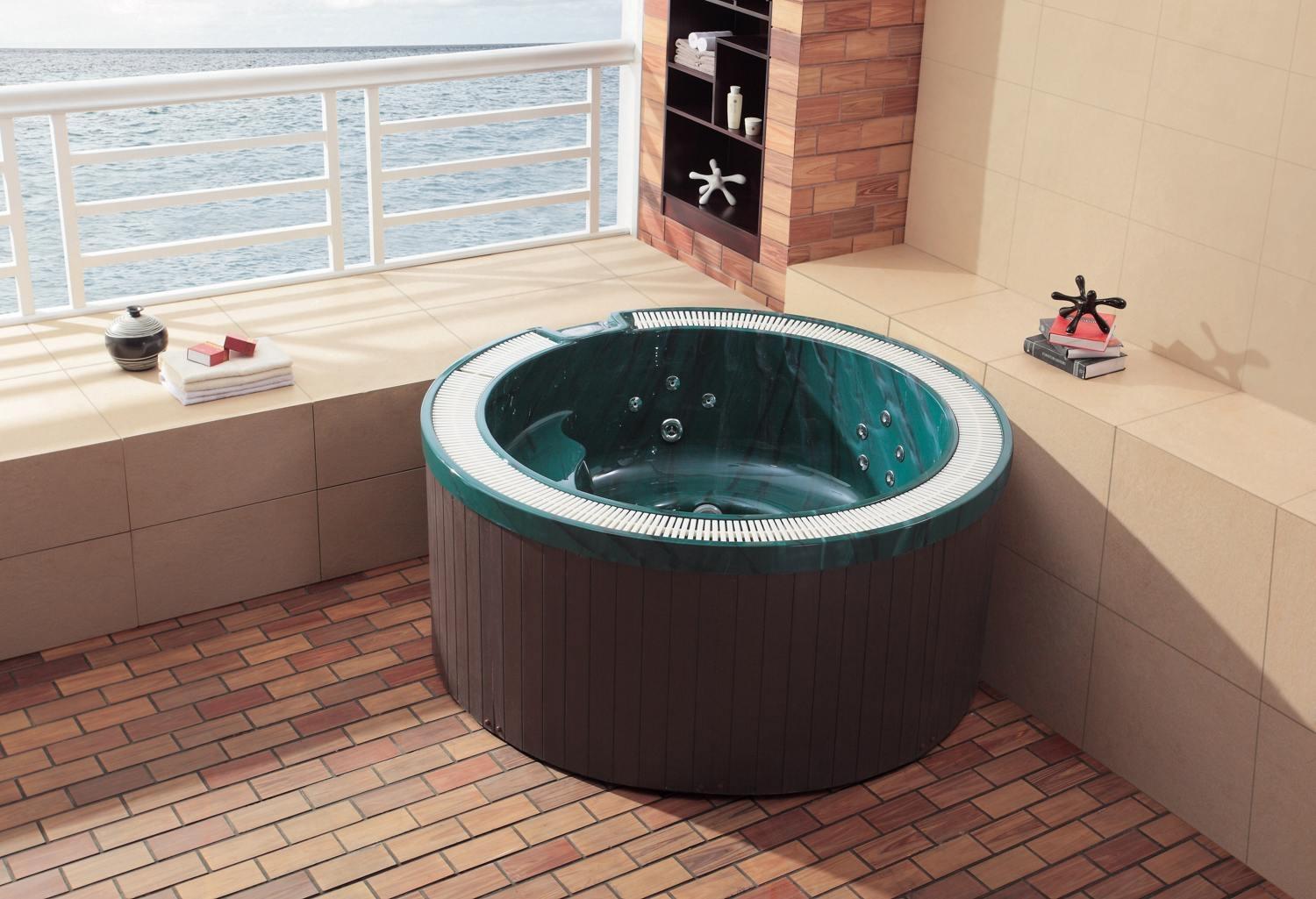 Elysium Outdoor Hot Tub