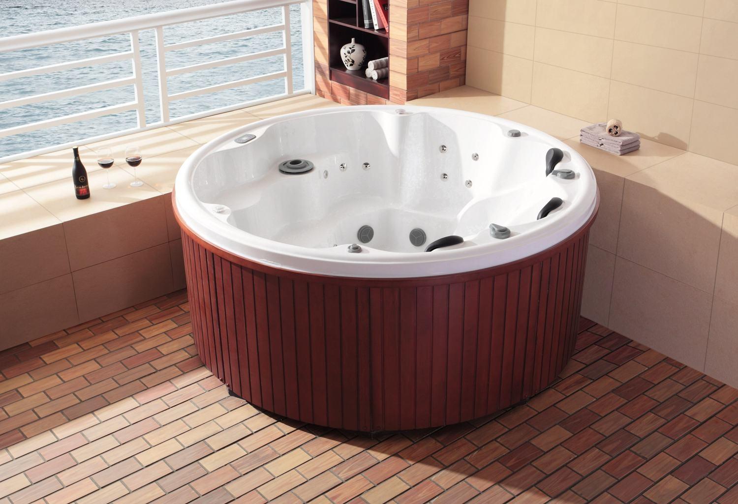 Eden Outdoor Hot Tub