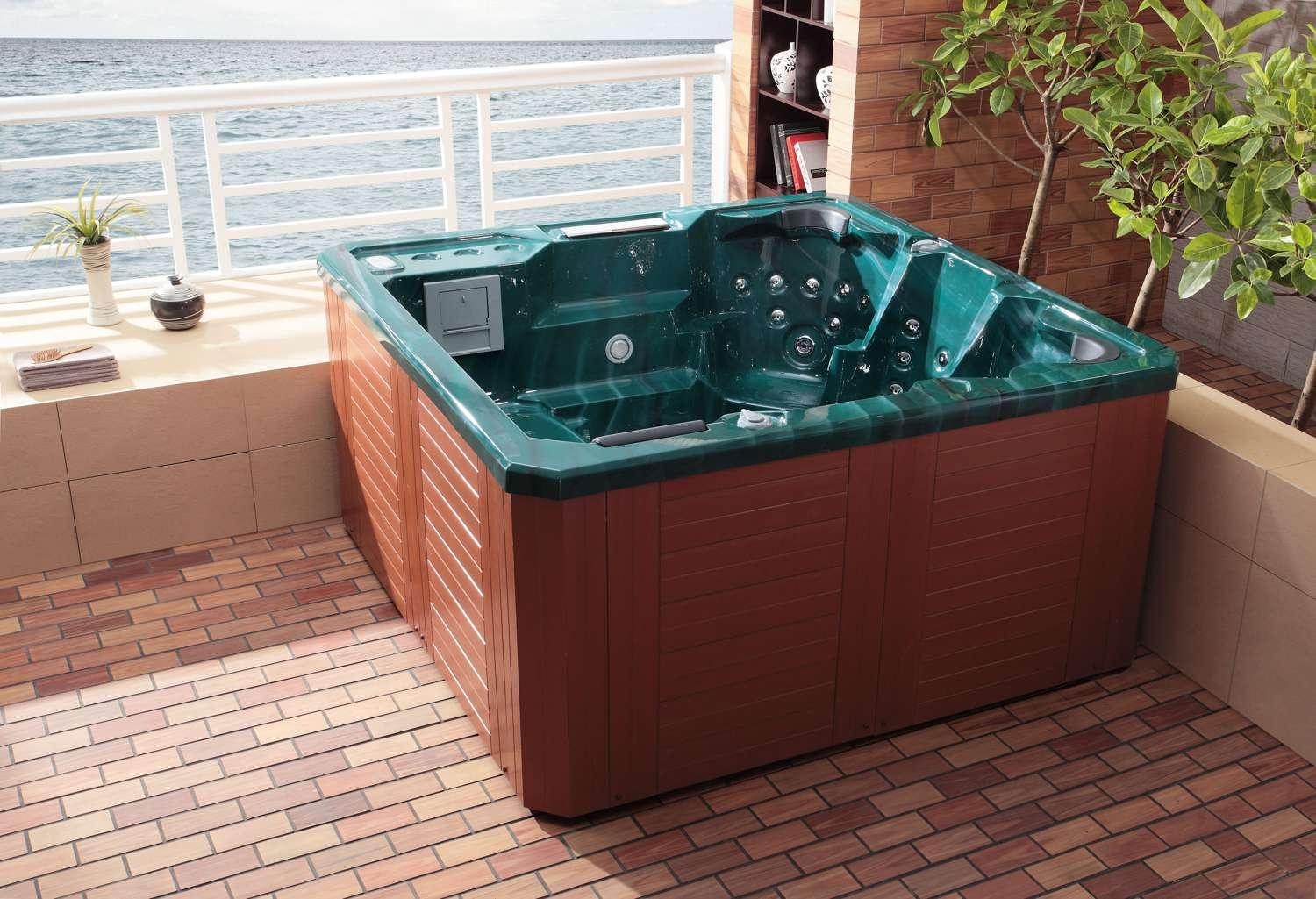 Dream Plus Outdoor Hot Tub