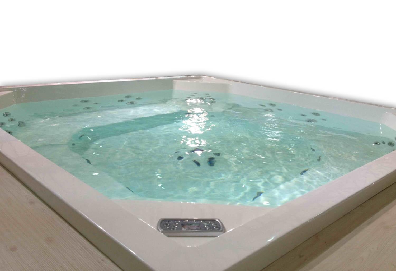 | AR-003 Large Outdoor Hot Tub