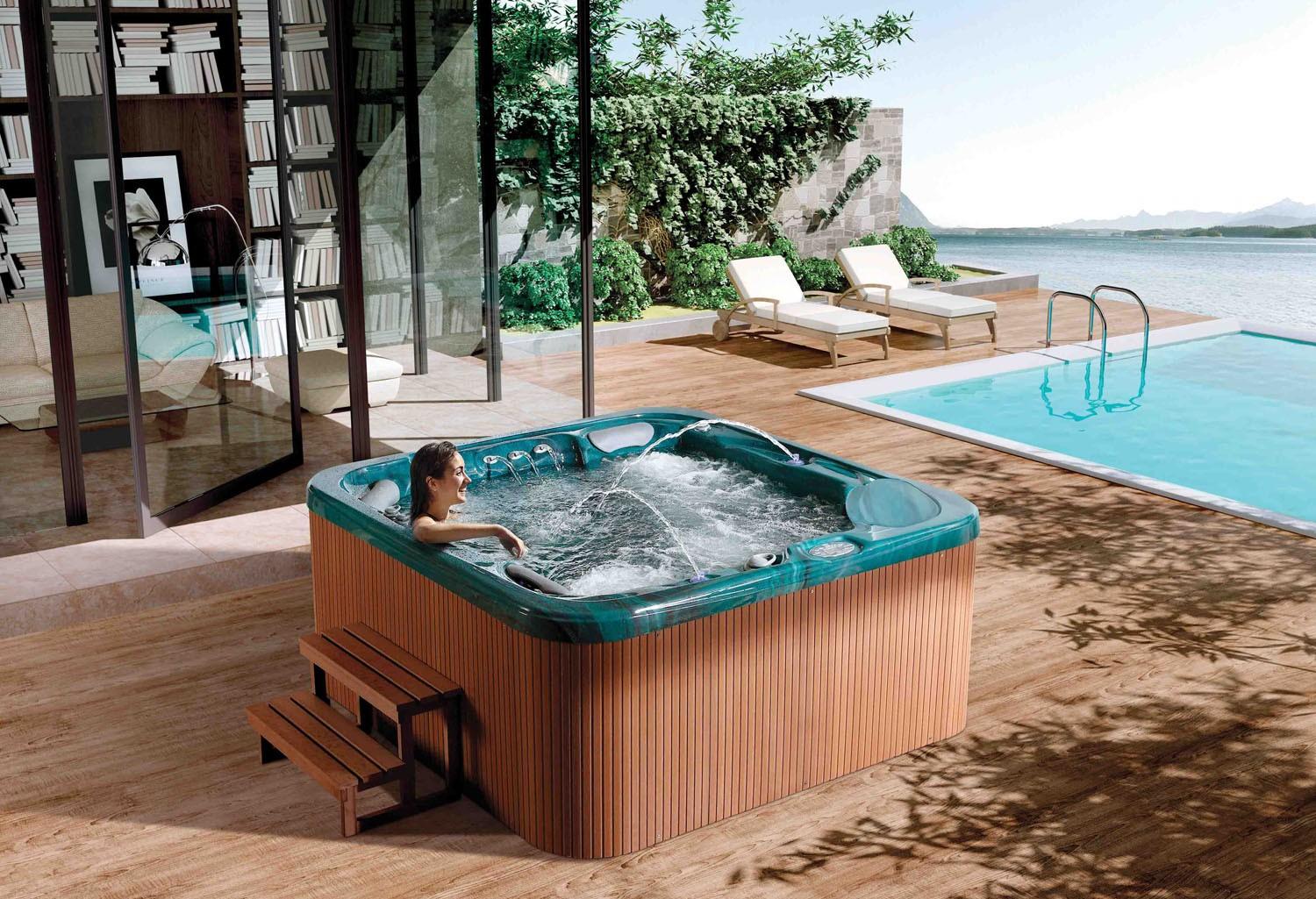 Serenade Outdoor Hot Tub