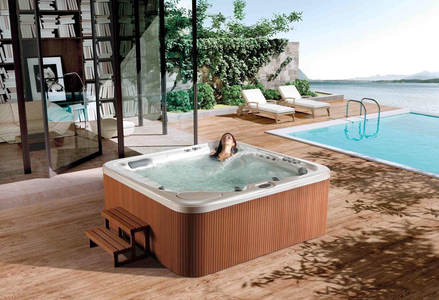 Riviera Outdoor Hot Tub