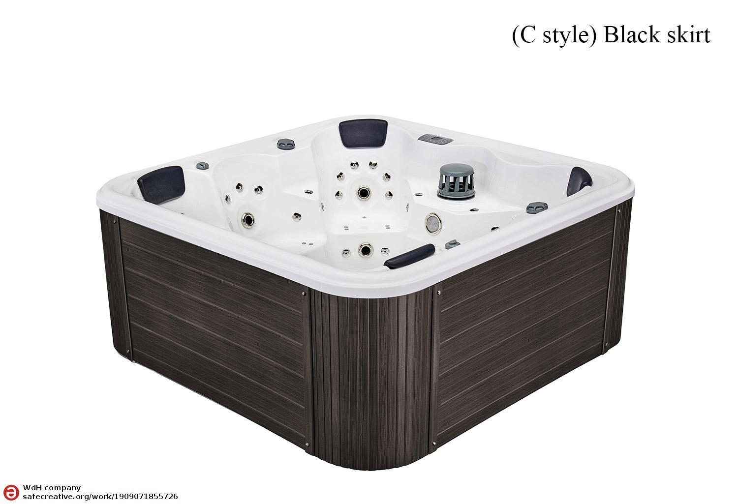 Aquamarine Plus Outdoor Hot Tub