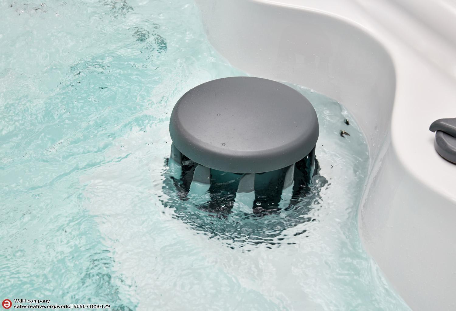 Coral Outdoor Hot Tub