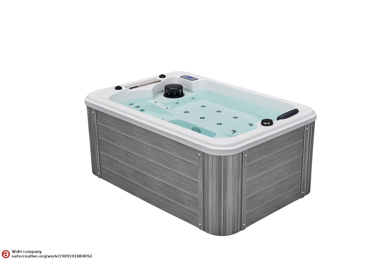 Adagio Plus Outdoor Hot Tub