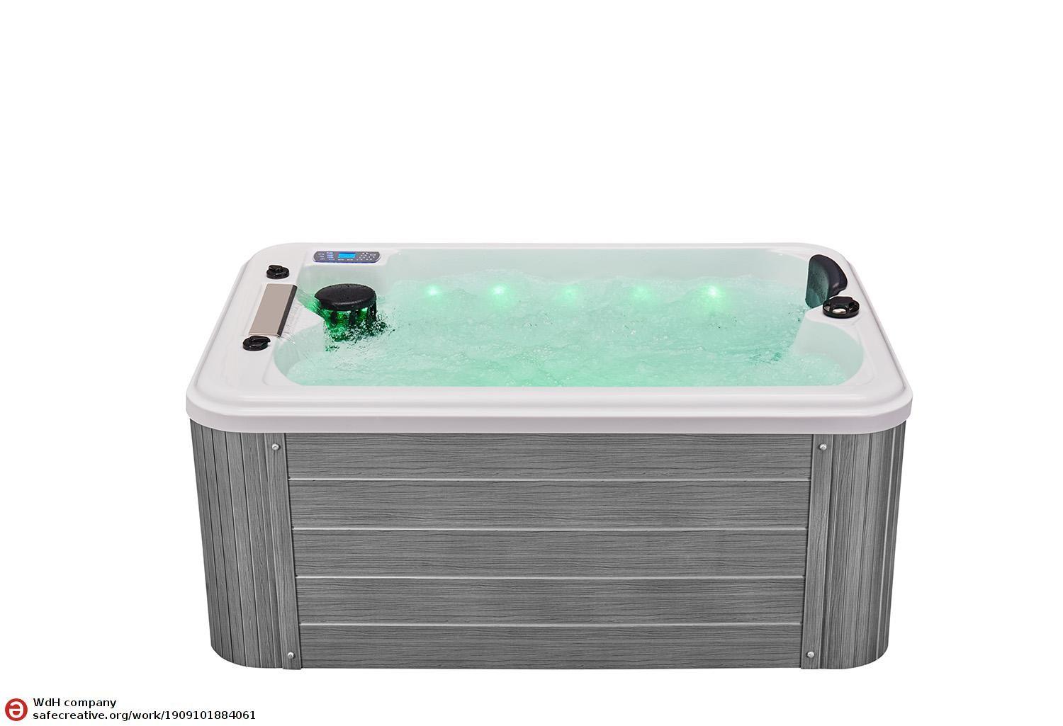 Adagio Plus Outdoor Hot Tub