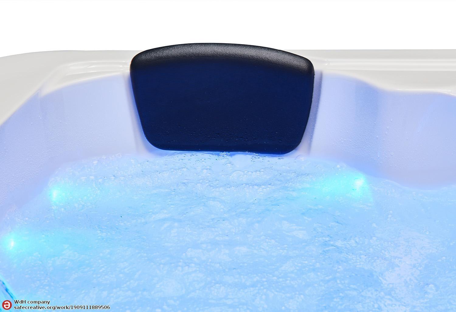 Essence Outdoor Hot Tub