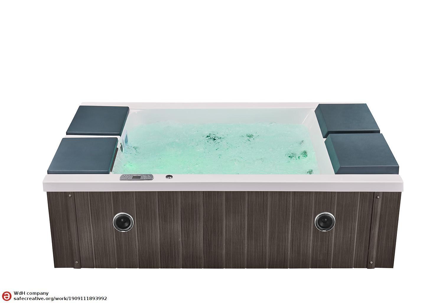 Crystal Plus Outdoor Hot Tub