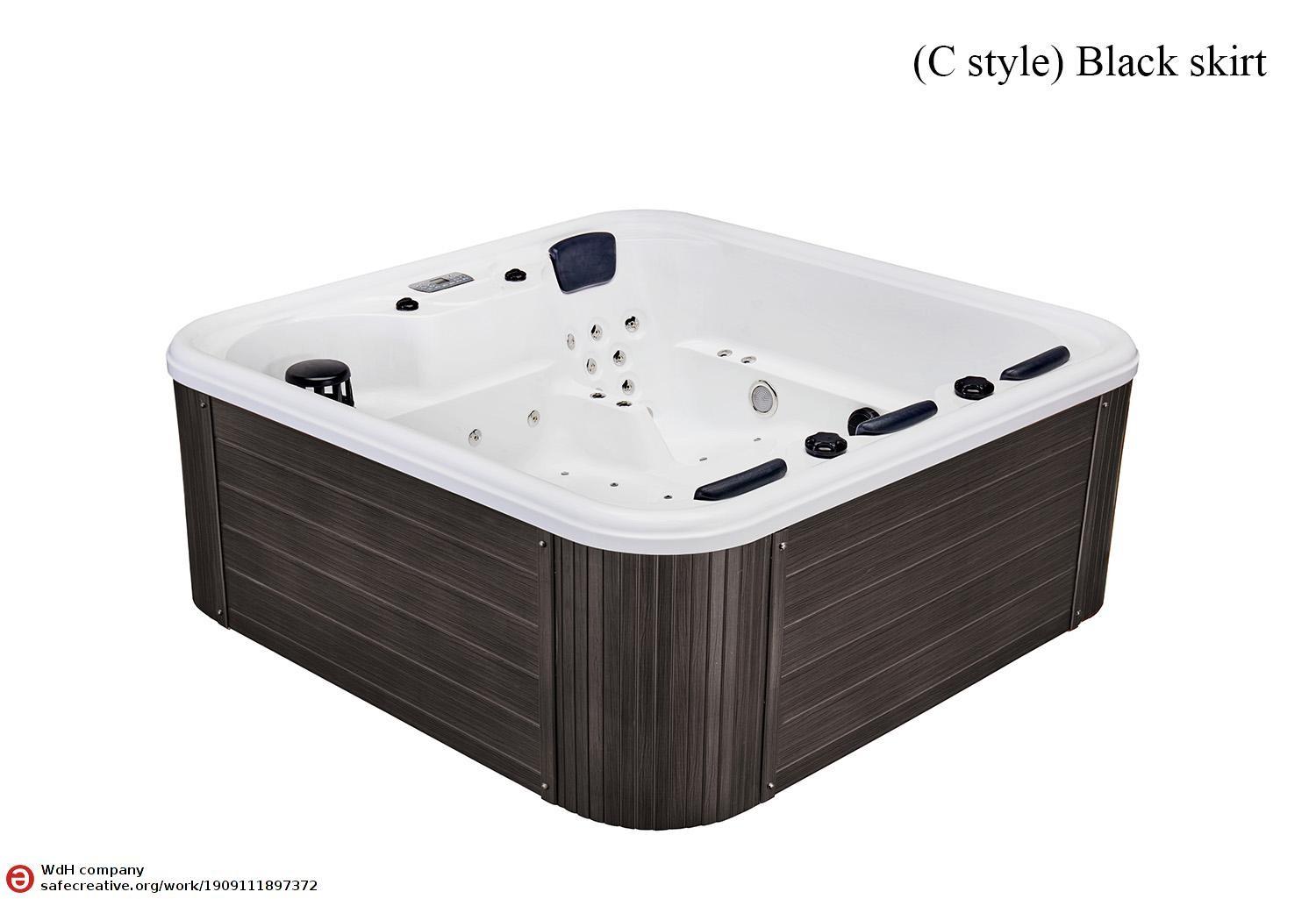 Euphoria Outdoor Hot Tub