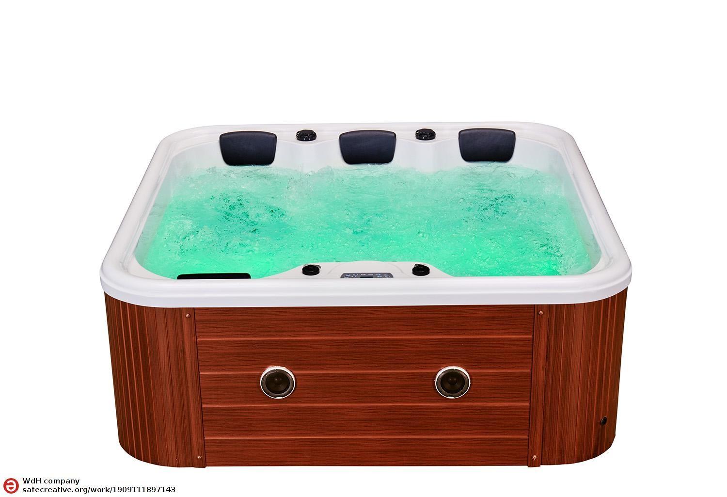 Euphoria Outdoor Hot Tub