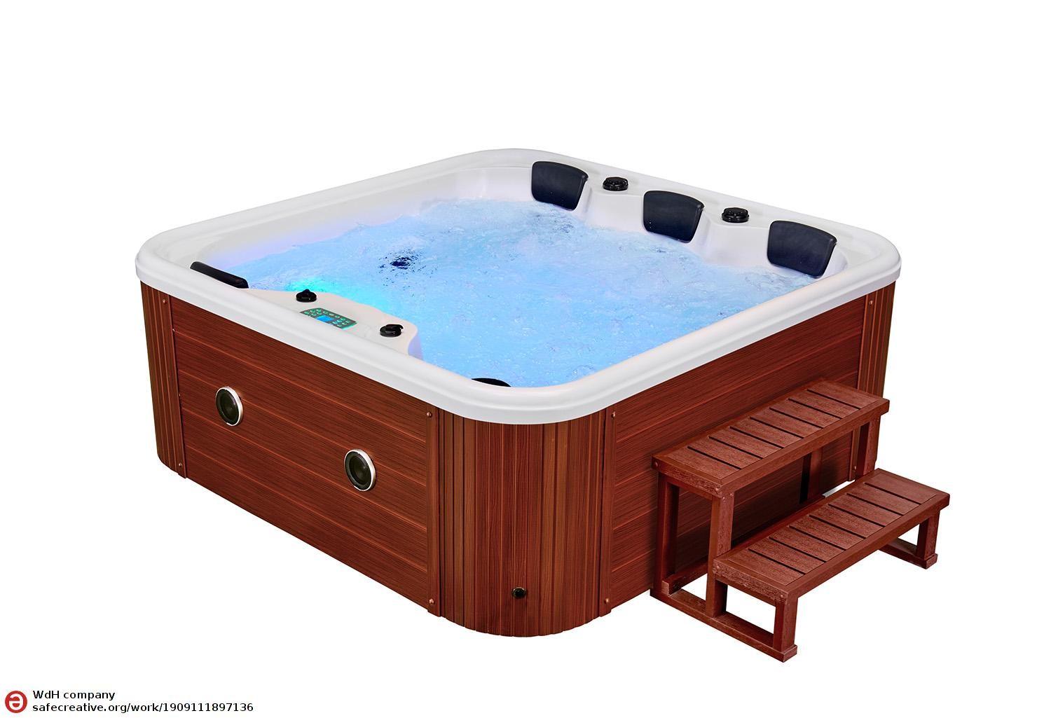 Euphoria Outdoor Hot Tub