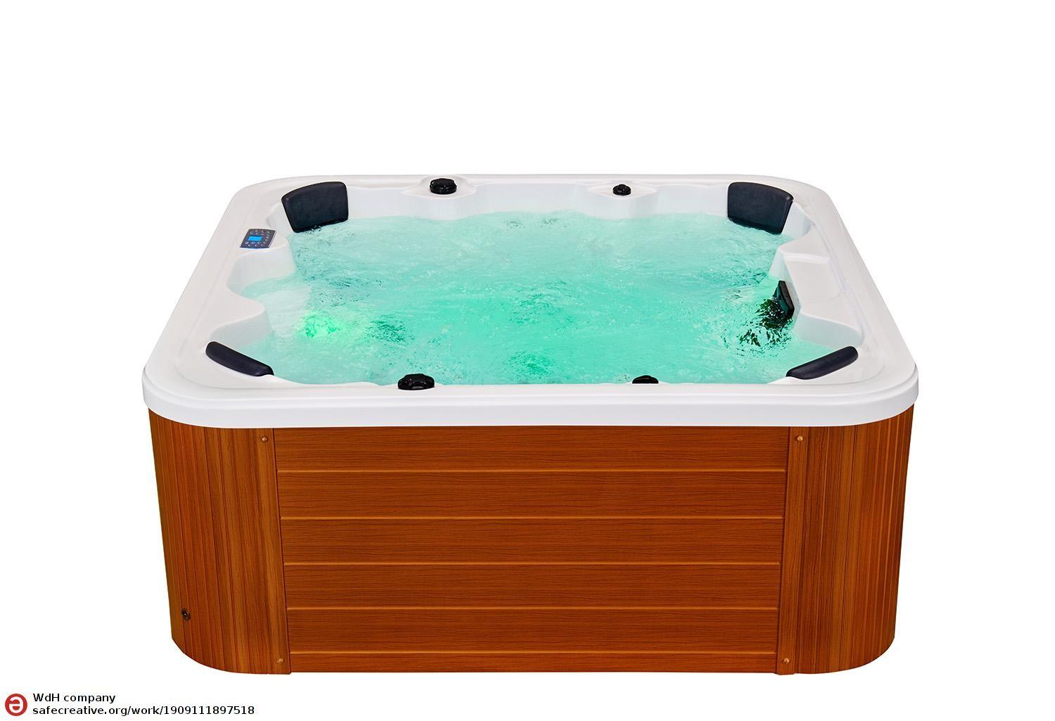 Melody Outdoor Hot Tub