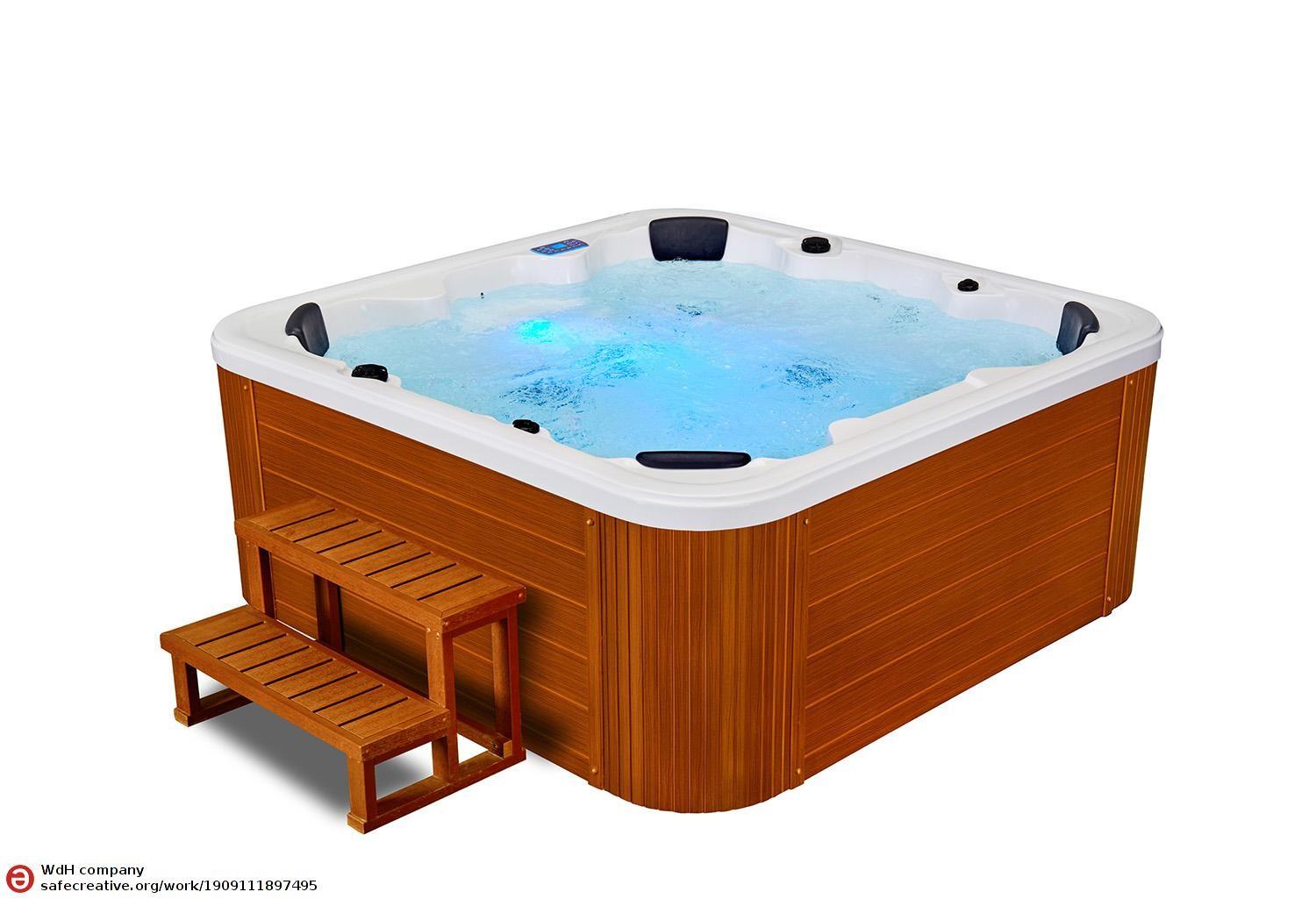 Melody Outdoor Hot Tub