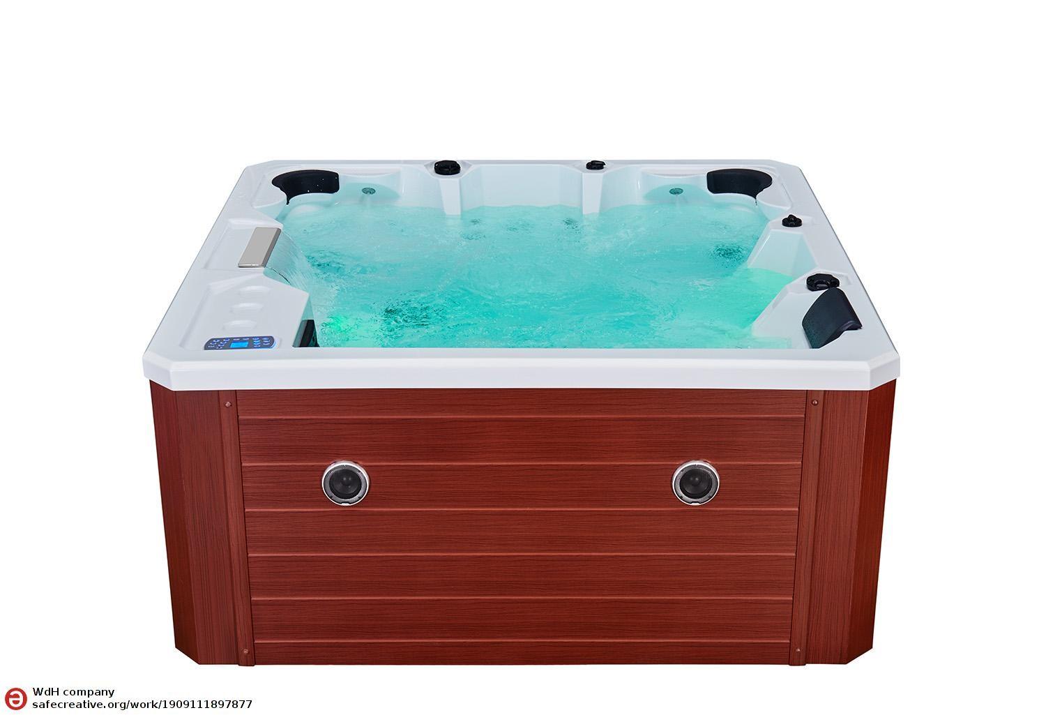 Dream Plus Outdoor Hot Tub