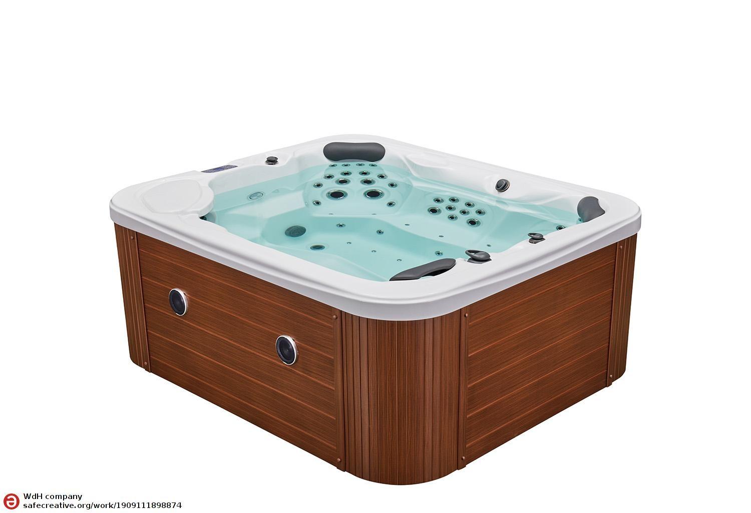 Paradise Outdoor Hot Tub