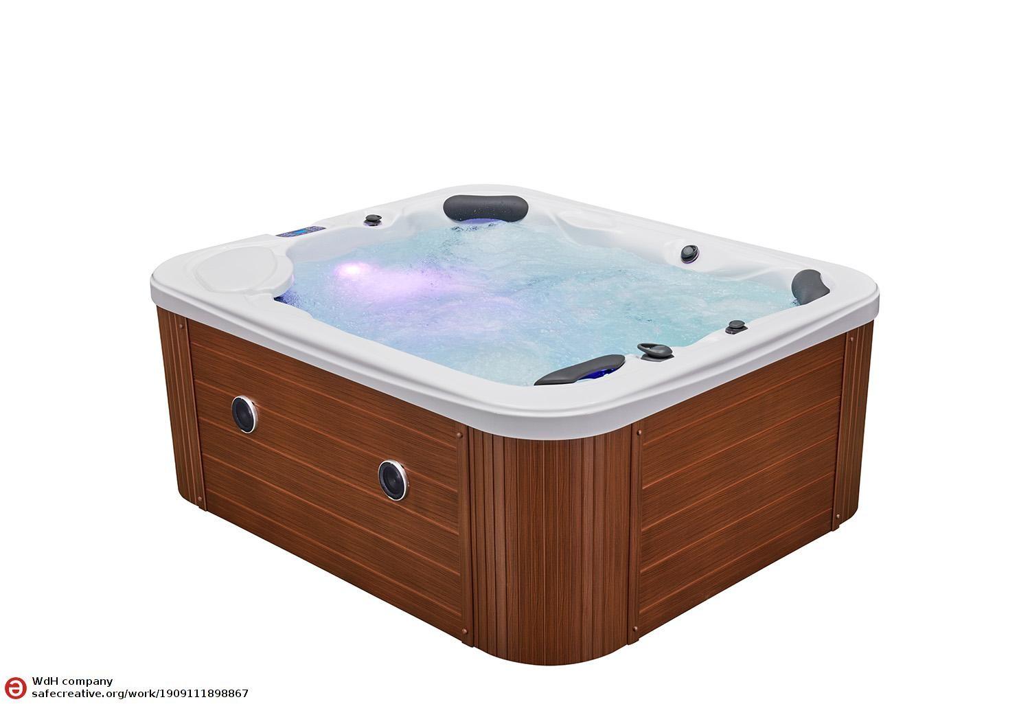 Paradise Outdoor Hot Tub