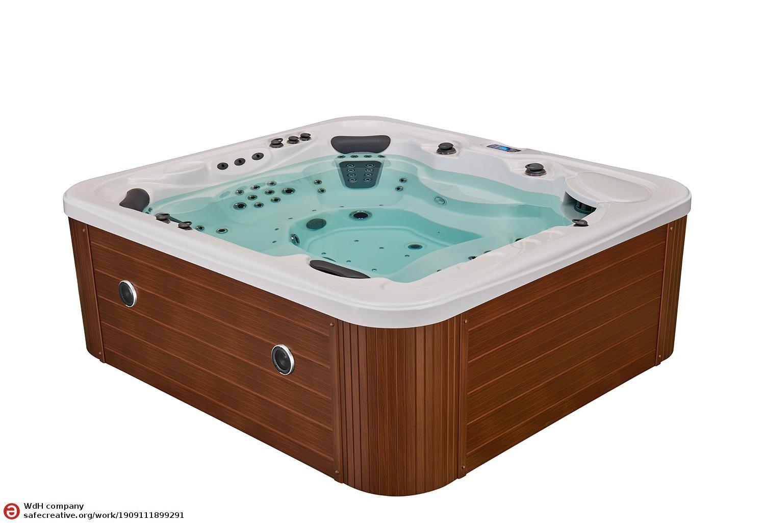 Riviera Outdoor Hot Tub