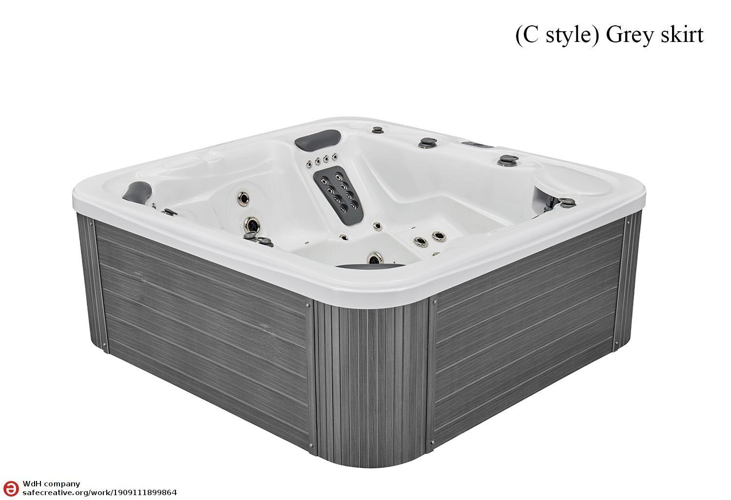 Nova Outdoor Hot Tub