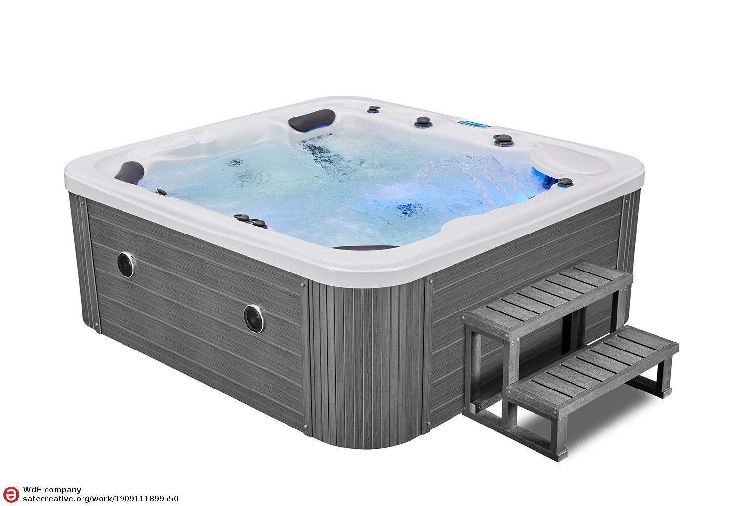 Nova Outdoor Hot Tub