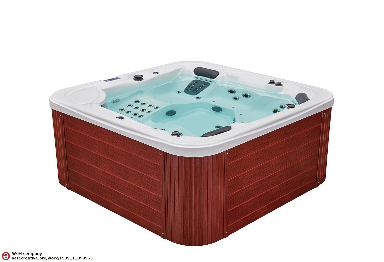 Serenade Outdoor Hot Tub