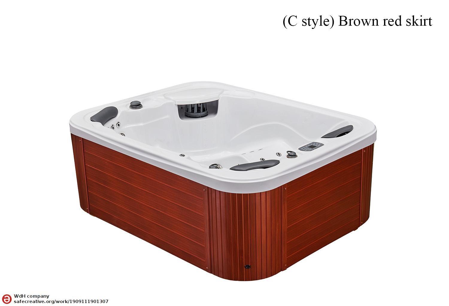 Luna Outdoor Hot Tub