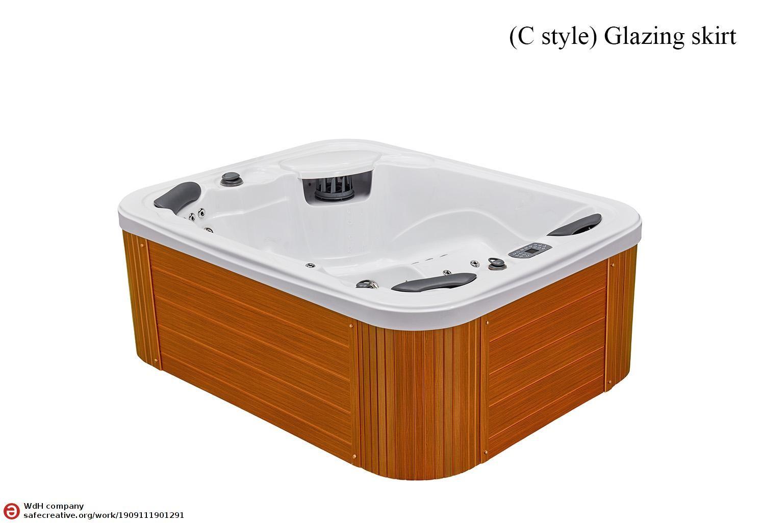 Luna Outdoor Hot Tub