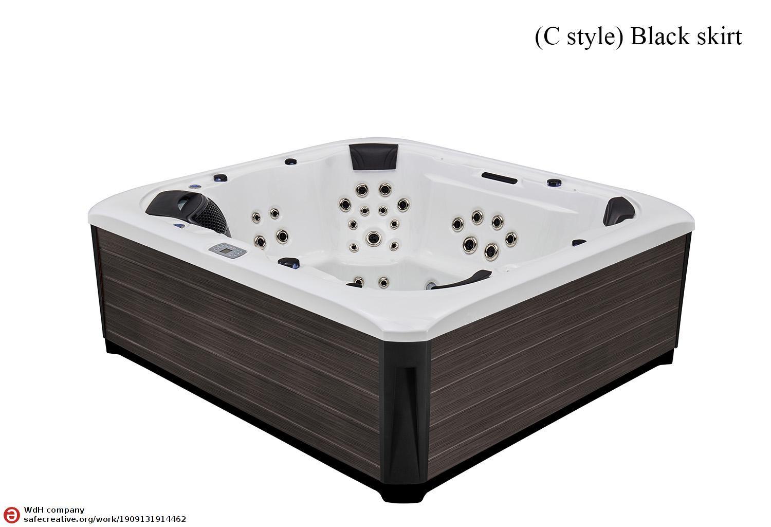 Solstice Outdoor Hot Tub