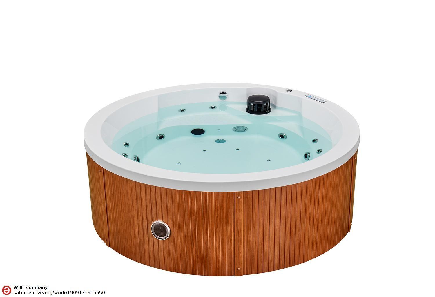 Mirage "Low Cost" Outdoor Hot Tub